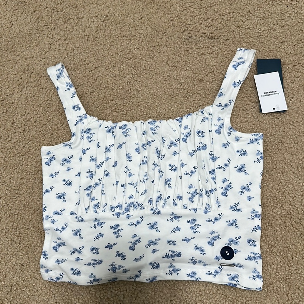 Floral Hollister Top